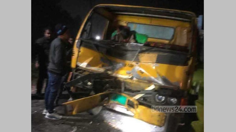 কুমিল্লায় ট্রাক-মোটরসাইকেল সংঘর্ষে নিহত ২...