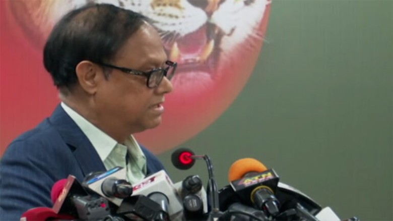 ৫ মাসে রেমিট‍্যান্স বেড়েছে ৩ বিলিয়ন: গভর্নর...