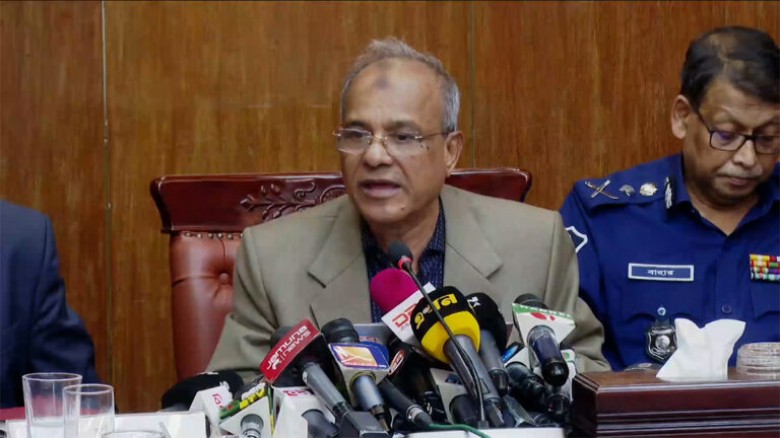 কাঁটাতারের বেড়া নিয়ে কঠোর অবস্থানে বাংলাদেশ: স্বরা...