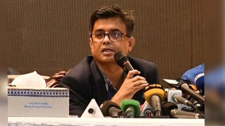 আ.লীগের কেউ বিক্ষোভের সাহস করলে আইনের মুখোমুখি হতে...