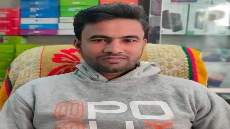 ডাকাতের হামলায় মোঃ মহসিন মিয়া (৩৮) নিহত হয়েছেন।