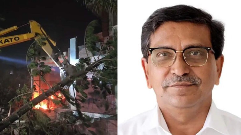 কুষ্টিয়ায় এক্সকেভেটর দিয়ে গুঁড়িয়ে দেয়া হচ্ছে মাহব...