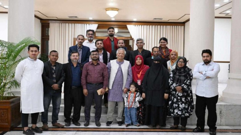 প্রধান উপদেষ্টার সঙ্গে জুলাই শহীদ পরিবারের সাক্ষাৎ...