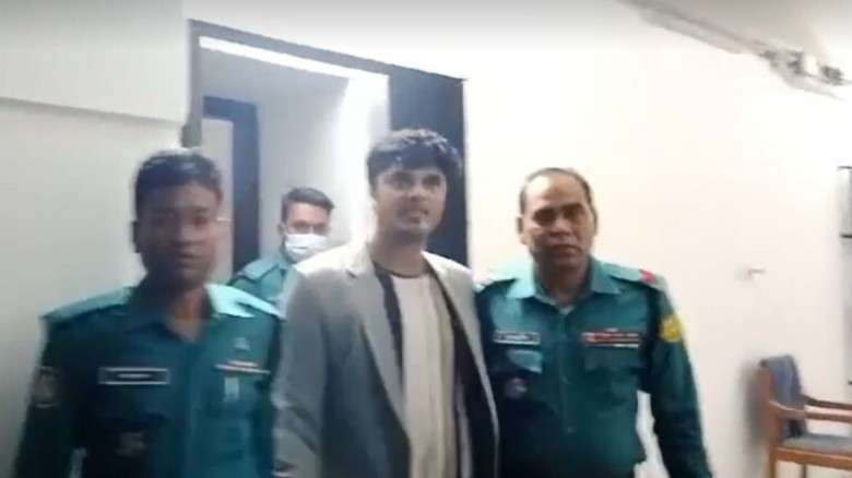 এসি জাবেদ ইকবাল গ্রেফতার