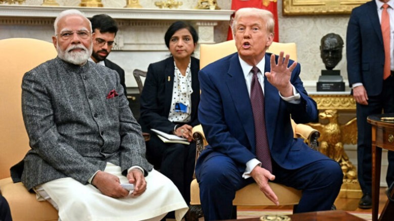 বৈঠকে বাংলাদেশ প্রসঙ্গ এড়িয়ে গেলেন মোদি, যা বললেন ...
