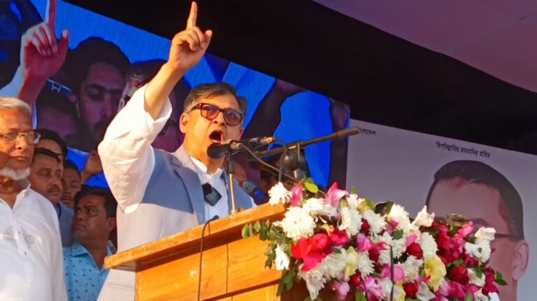 আওয়ামী লীগের রাজনৈতিক মৃত্যু হয়েছে: সালাহউদ্দিন আহ...