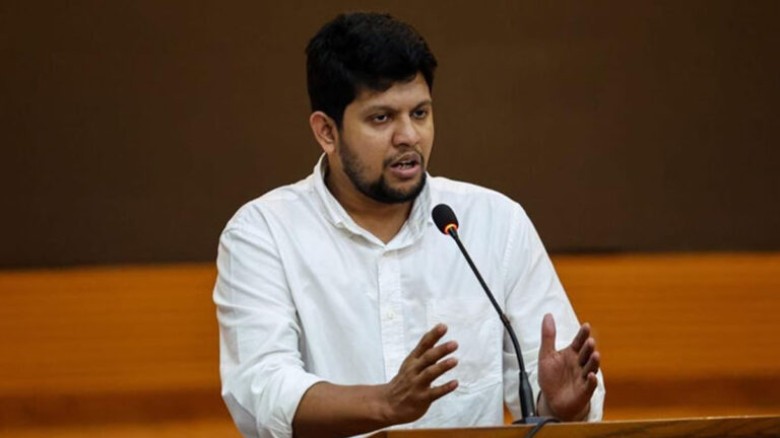 উপদেষ্টা মাহফুজ আলম