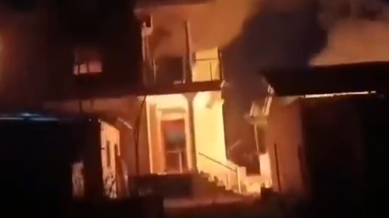 ভারতে ওয়াক্ফ বিলের বিরুদ্ধে বিক্ষোভ...