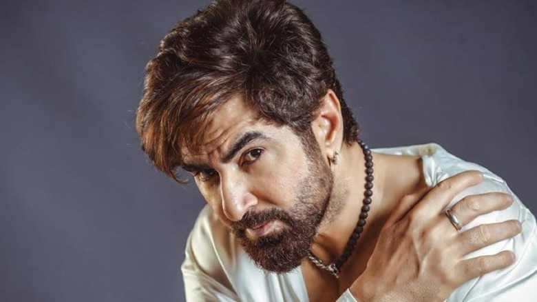 ‘এত বছর থেকে হিন্দি ইন্ডাস্ট্রির কেউ আমার কথা ভাবে...