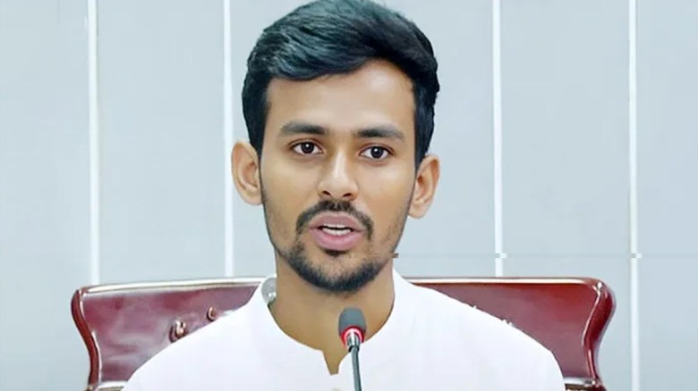 দলে যোগদান ও পদত্যাগ  প্রসঙ্গে যা বললেন উপদেষ্টা আ...