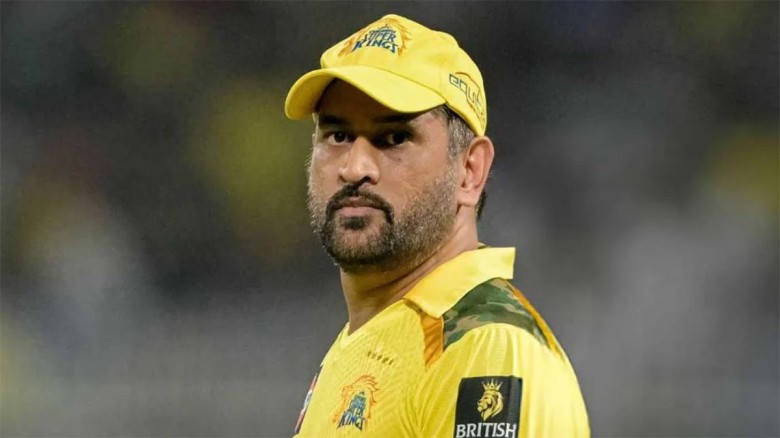 তাহলে ধোনি অবসরের সিদ্ধান্ত নেননি!...