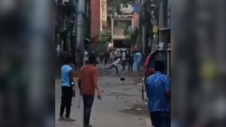 জেনেভা ক্যাম্পে মাদক ব্যবসা ঘিরে আবারও সংঘর্ষ, ককট...