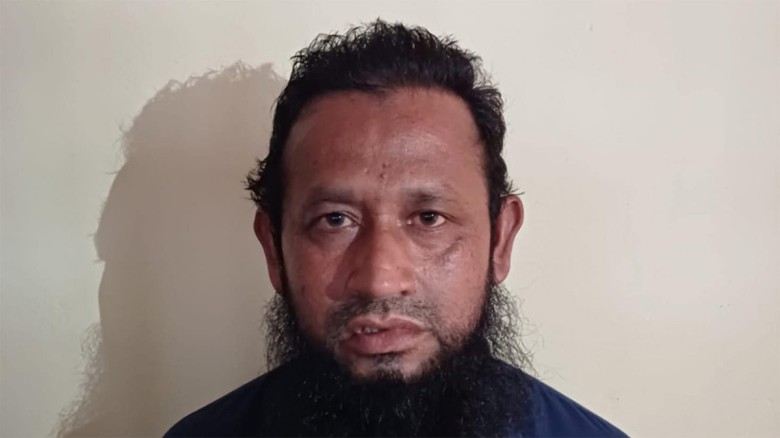 সুনামগঞ্জে শিশু ধর্ষণের অভিযোগে ইমাম আটক...