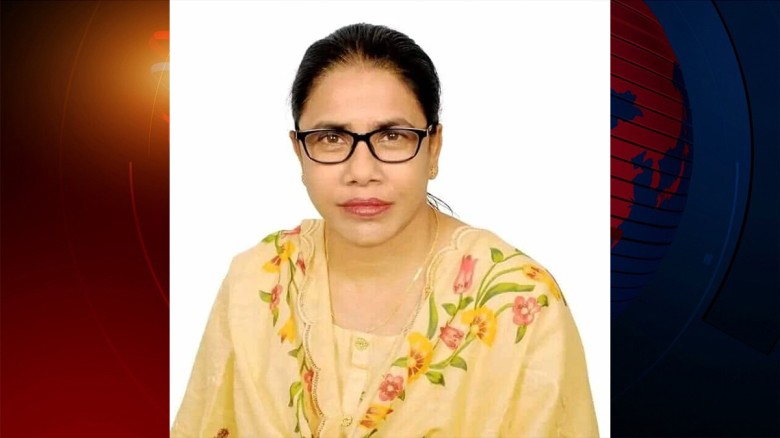পটুয়াখালী জেলা ম‌হিলাদল সভাপ‌তিকে দল থেকে অব্যাহত...