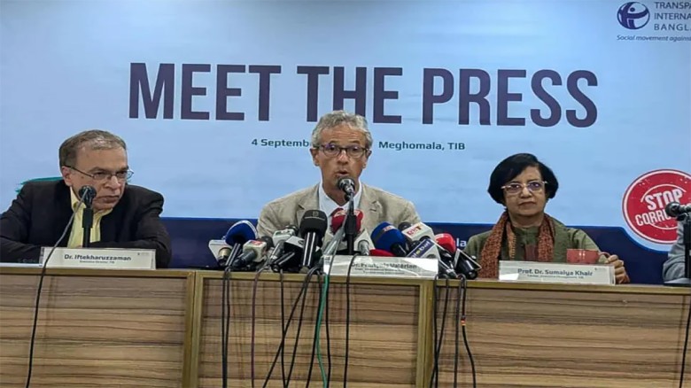 জুলাই অভ্যুত্থানের পর দুর্নীতি কমলেও এখনও চলমান: ট...