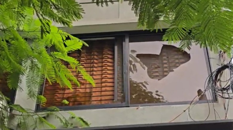 টাঙ্গাইলে কাদের সিদ্দিকীর বাসায় হামলা, ভাঙচুর...