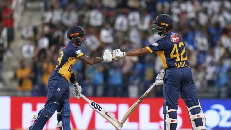 লঙ্কানদের সামনে বাংলাদেশের অসহায় আত্মসমর্পণ...