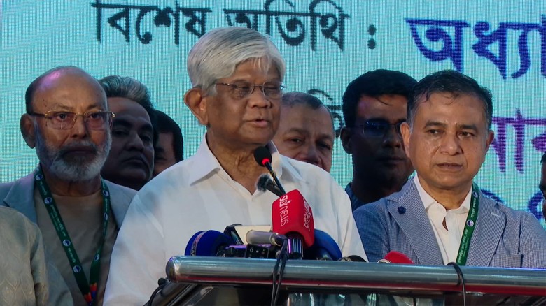 অর্থ উপদেষ্টা ড. সালেহউদ্দিন আহমেদ