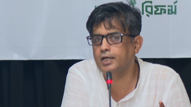 প্রধান উপদেষ্টার প্রেস সচিব শফিকুল আলম