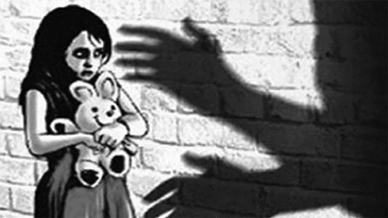 খাগড়াছড়িতে স্কুলপড়ুয়া কিশোরীকে ধর্ষণের অভিযোগে যুব...