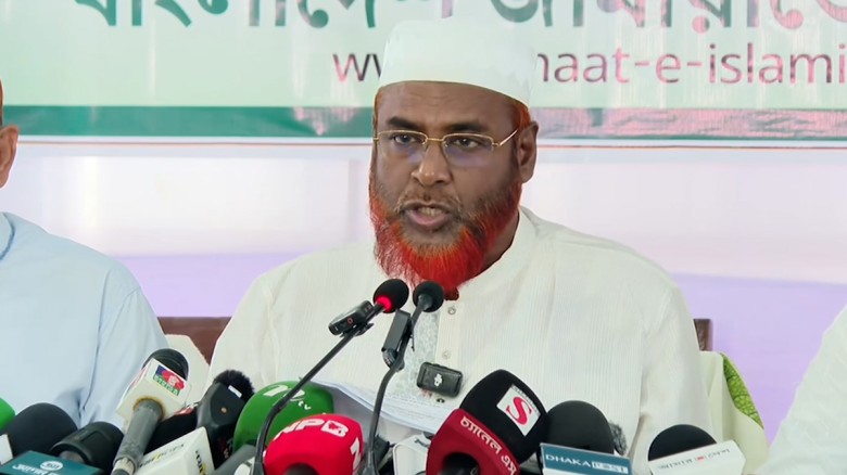 জনগণের দাবি বাস্তবায়নের পথে হাঁটছে না অন্তর্বর্তী...