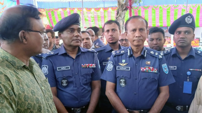 ‘রংপুরের সব পূজা মণ্ডপে নিরাপত্তাব্যবস্থা সন্তোষজন...