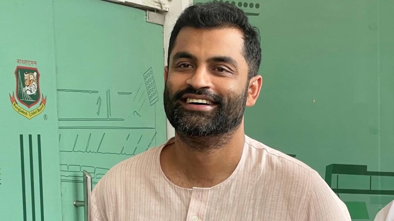 বিসিবি নির্বাচন থেকে তামিম ইকবালের সরে দাঁড়ানোর ক...