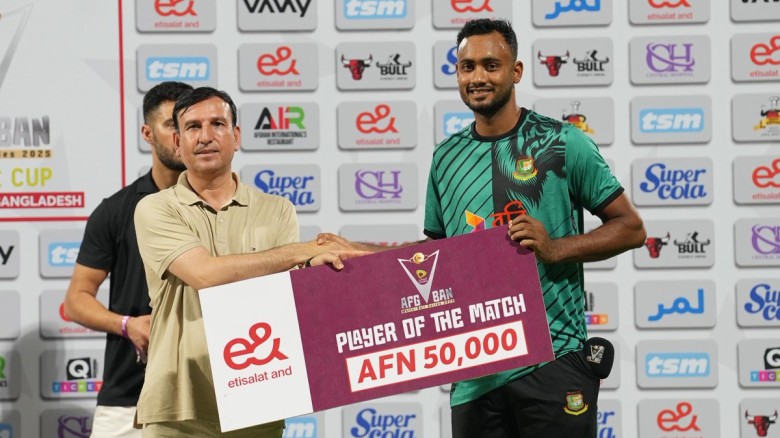 নিজ এলাকার মানুষের জন্য শরিফুলের অনন্য উদাহরণ...