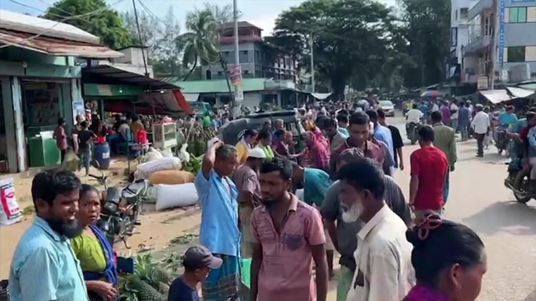 খাগড়াছড়িতে ১৪৪ ধারা প্রত্যাহারে স্বাভাবিক জনজীবন...