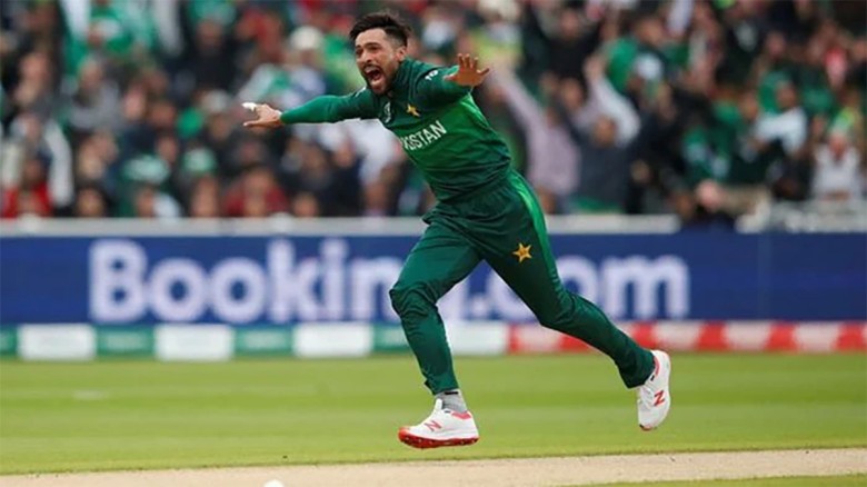 অবসর ভেঙে ফেরার গুঞ্জনে যা জানালেন আমির...