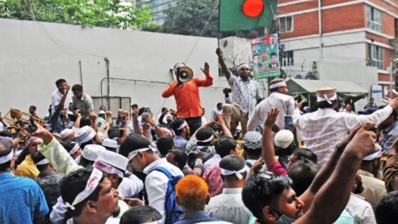 ২য় দিনের মত কর্মবিরতি চলছে এমপিওভুক্ত শিক্ষকদের, আ...