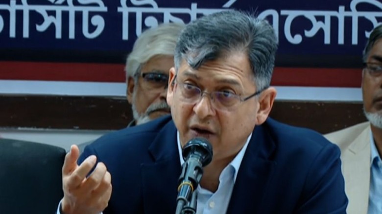 বিএনপির স্থায়ী কমিটির সদস্য সালাহউদ্দিন আহমদ