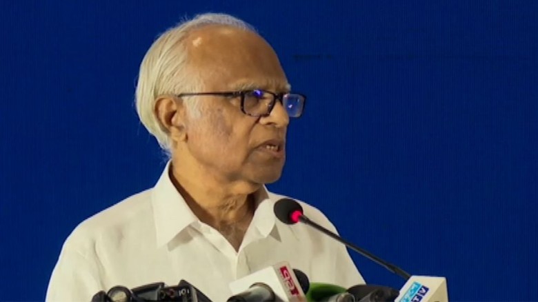 আলোচনা-সমালোচনা কমিয়ে দেশকে এগিয়ে নেয়ার আহ্বান পরি...