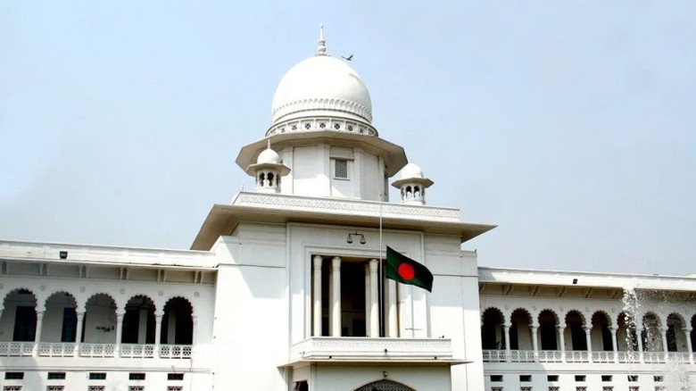 অন্তর্বর্তী সরকারের বৈধতা নিয়ে রিট খারিজের বিরুদ্ধ...