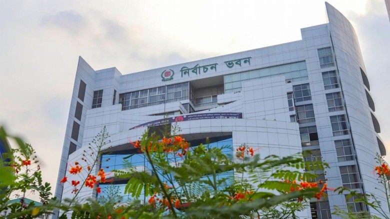 টিভি টকশোতে সব প্রার্থীর সমান সুযোগ চায় ইসি, ব্যক্...