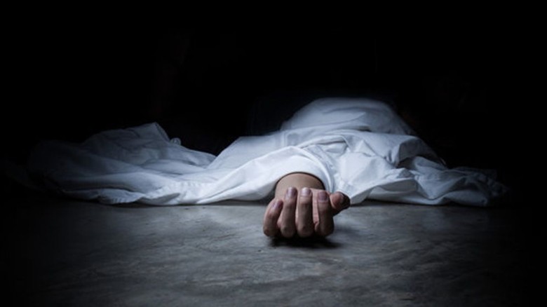 নওগাঁয় ডাম্প ট্রাকের চাপায় নিহত ৪...