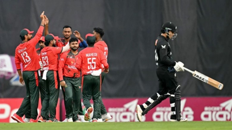 পারল না বাংলাদেশ, সহজ জয় নিউজিল্যান্ডের...
