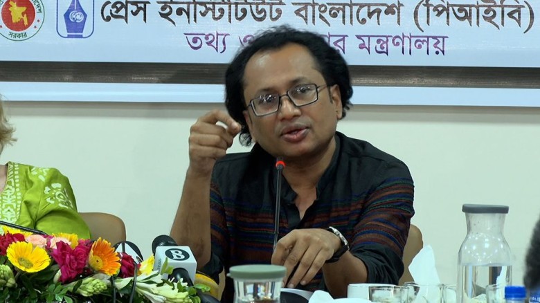 'গণমাধ্যম স্বাধীনতা সূচকে অবনমনের কারণ গত বছরের ঘট...