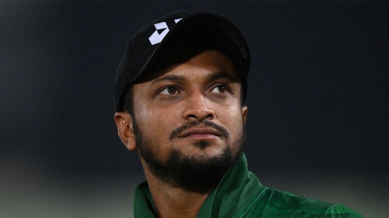 সরাসরি চুক্তিতে লঙ্কা প্রিমিয়ার লিগে দল পেলেন সাক...