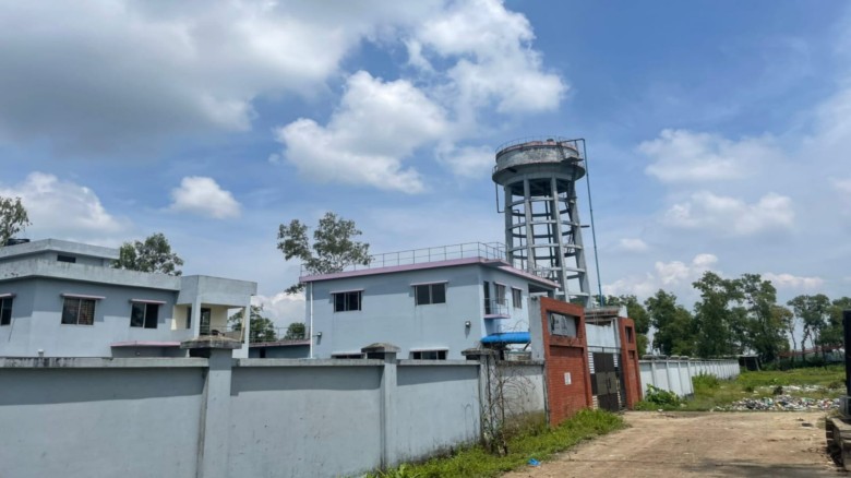 শায়েস্তাগঞ্জে ১০ কোটি টাকার পানি শোধনাগারে তালা